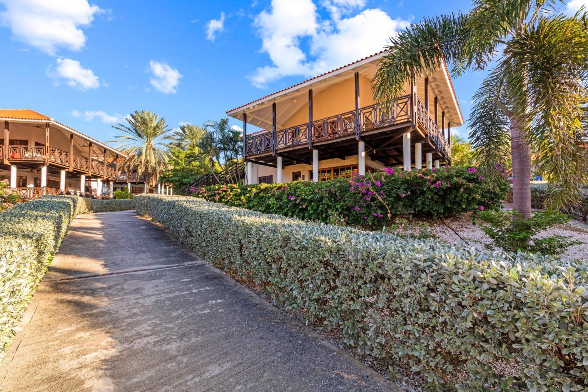 Blue Bay Villa's Exterior foto