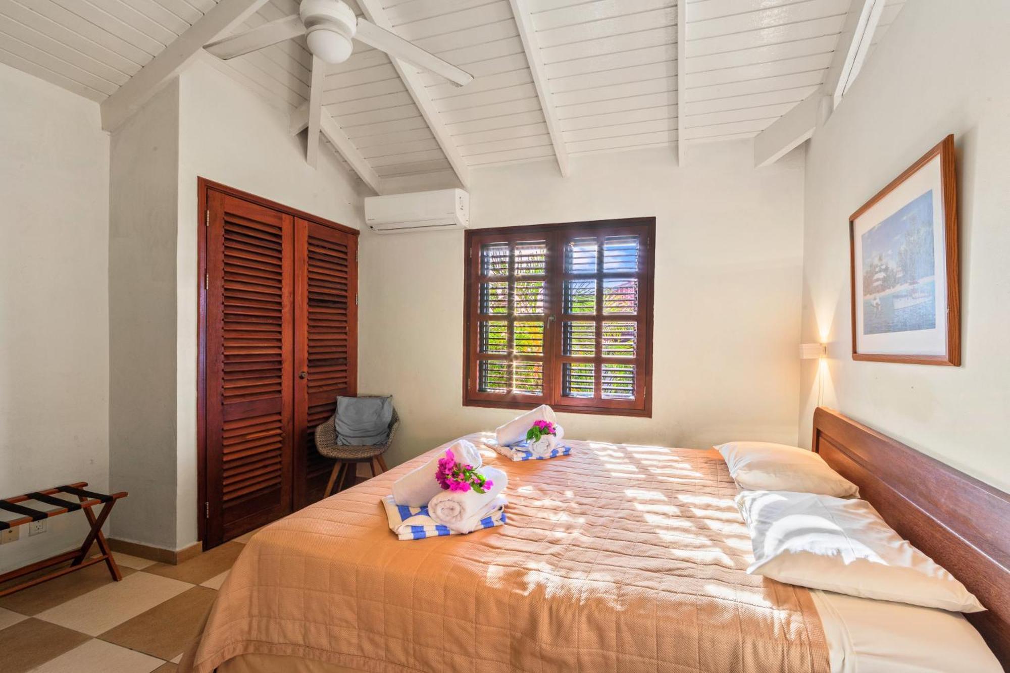 Blue Bay Villa's Exterior foto